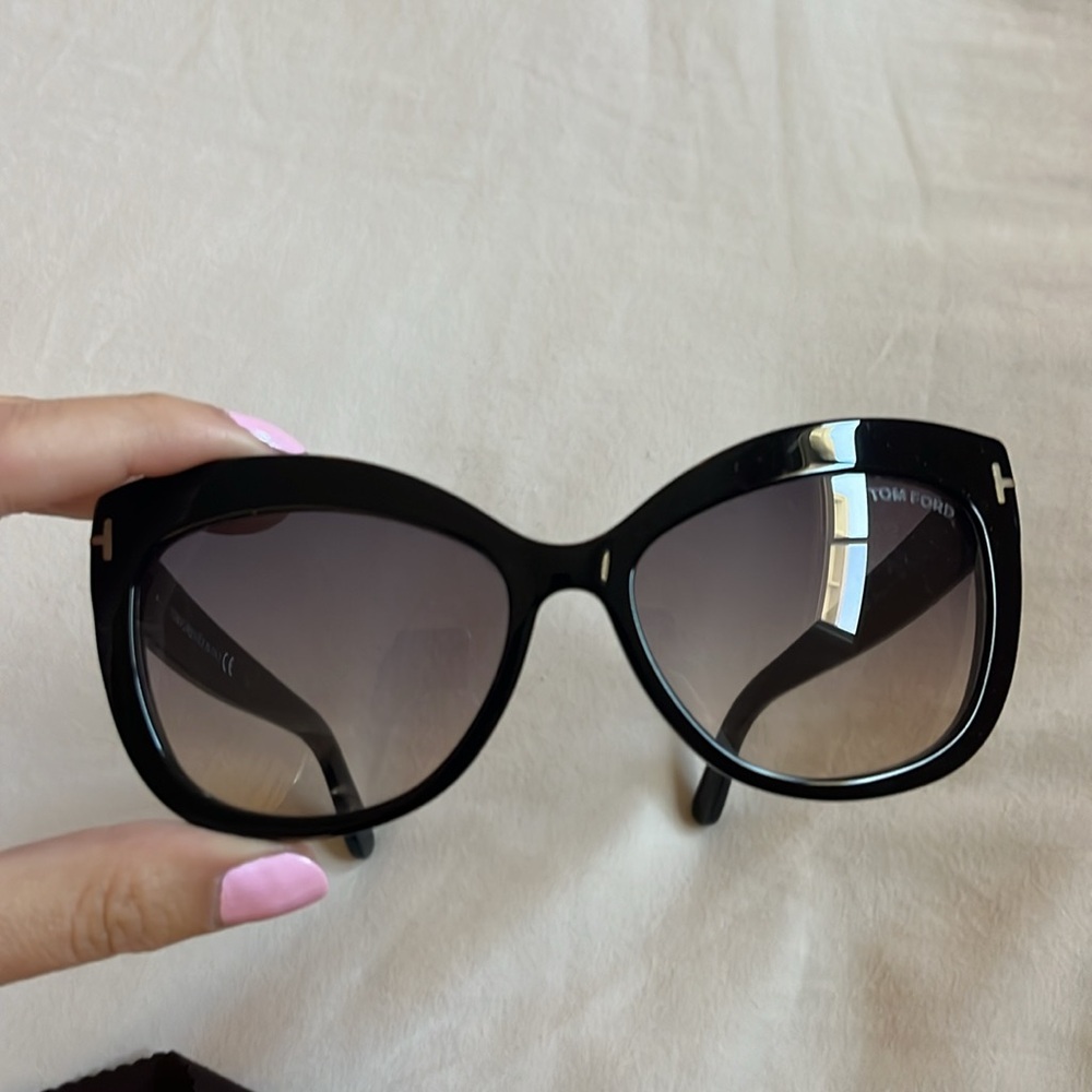Tom Ford Sunglasses - Picture 6 of 12